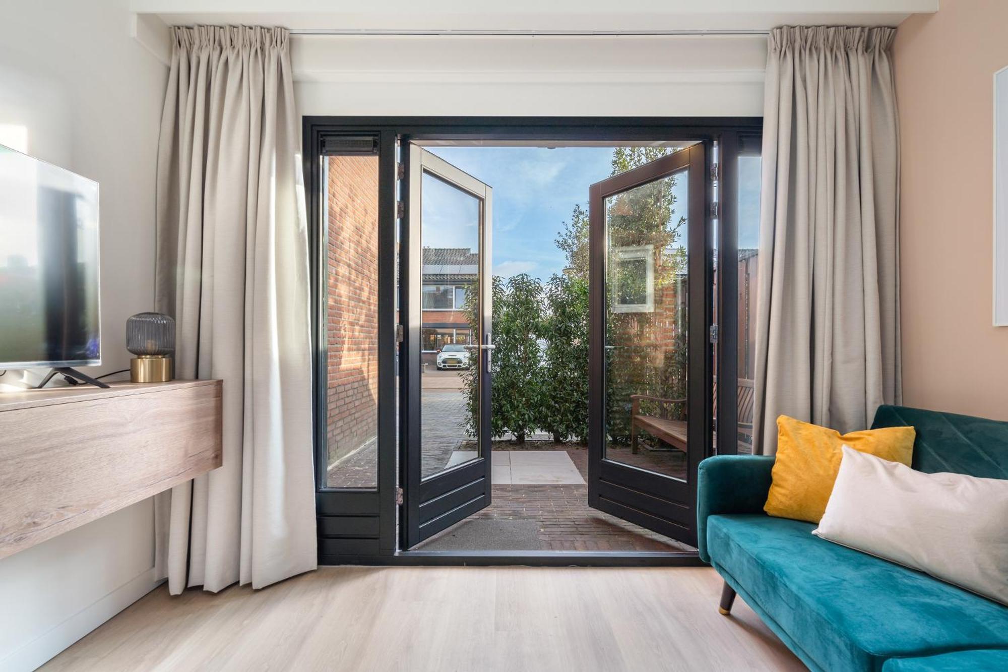 Luxury Fully Equipped Studio - Centrally Located Apartment Huizen Bagian luar foto