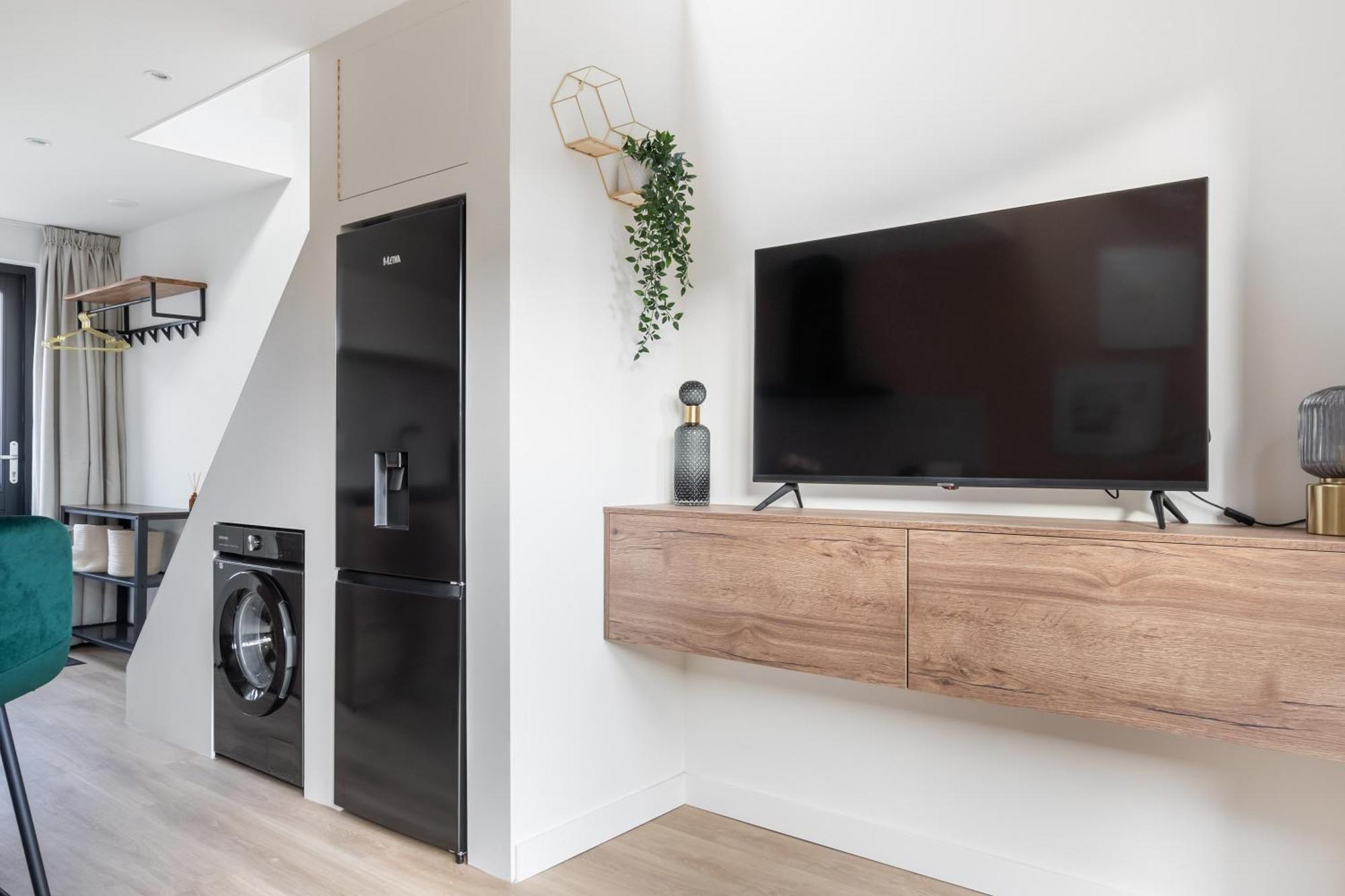 Luxury Fully Equipped Studio - Centrally Located Apartment Huizen Bagian luar foto